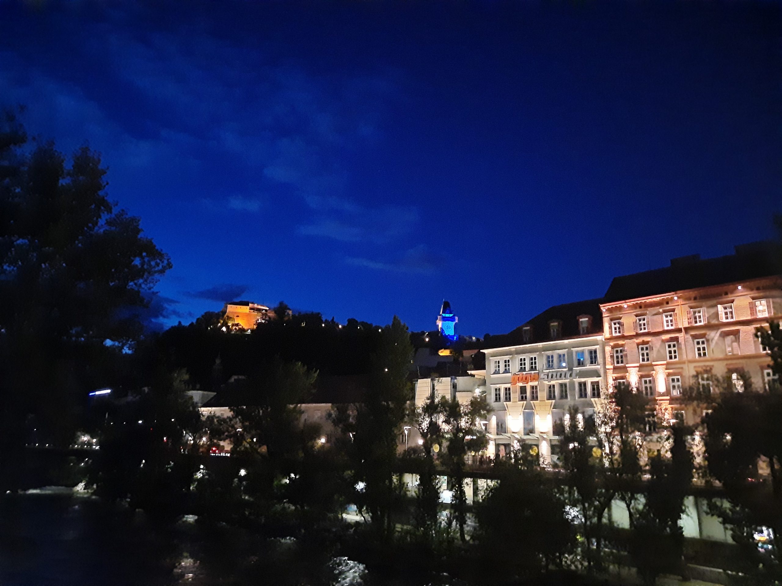 Uhrturm Graz Kulturhauptstadt Europas 2003 Büro für Städtebau GmbH Chemnitz Stadtplanungsbüro Reisen Kulturhauptstadt Chemnitz