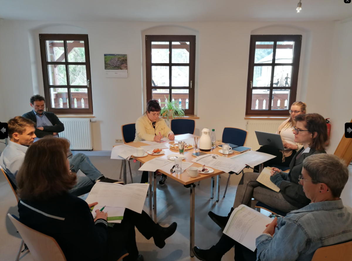 Expertenrunde_soziales Miteinander LEADER Entwicklungsstrategie (LES) Zwönitztal-Greifensteinregion 2023 – 2027 Büro für Städtebau GmbH Chemnitz Evert Hollander Katrin Hünsche